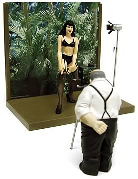 Amazon.com: Photo Bettie Page: Bendable Toy Figures: Photographs
